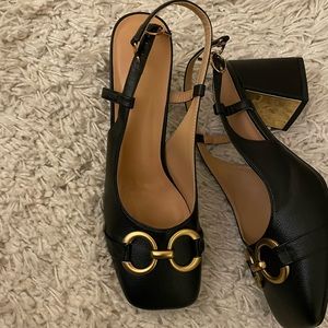 Square-toe slingbacks